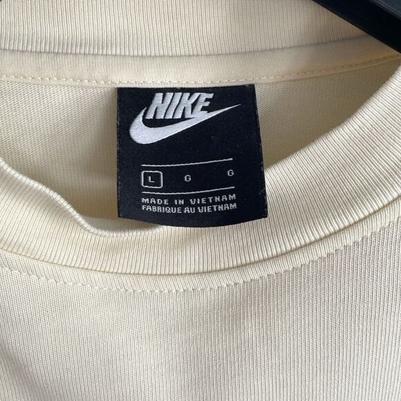 Nike Yellow Crop Long-sleeve Tee - Picture 3 of 4